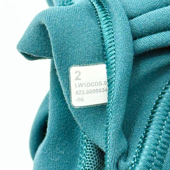 Lululemon Align High-Neck Tank Top in Tidewater Teal Nulu fabric - US Women’s 2 - Picture 9 of 9